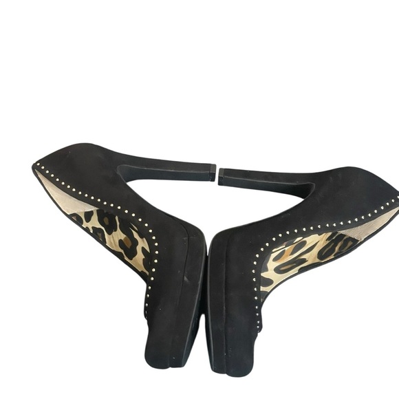 Jessica Simpson Debbie Platform
Studded Pumps 7.5B - Picture 5 of 10
